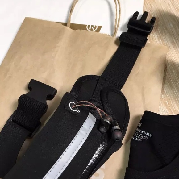 NEW Black Sports waist bag - Picture 5 of 7